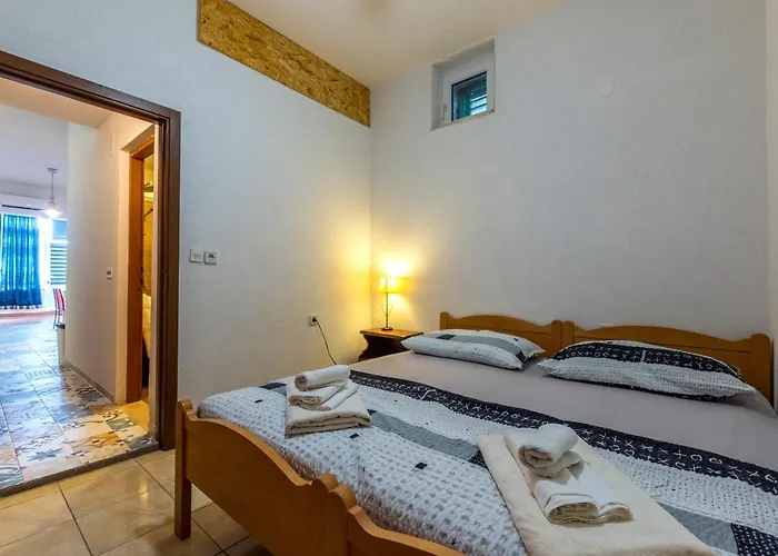Sina Appartement Jesenice (Split-Dalmatia)