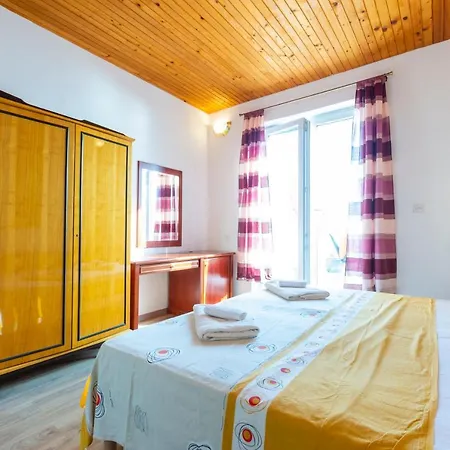 Sina Apartment *